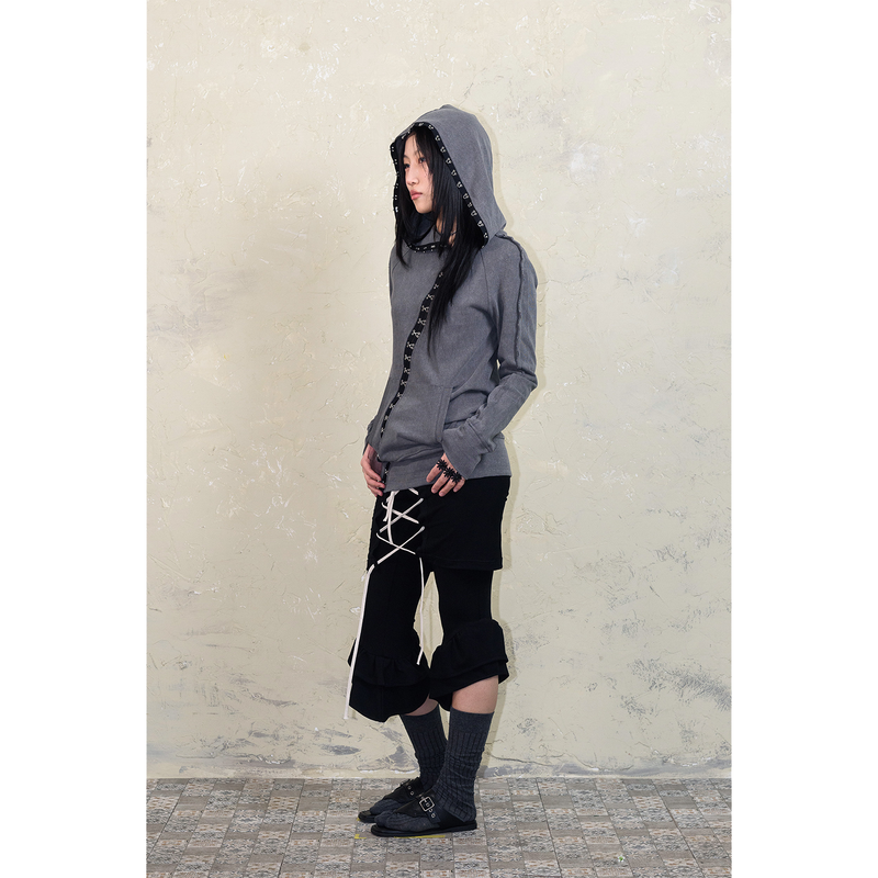 DIAGONAL HOOK N EYE RAGLAN HOODIE