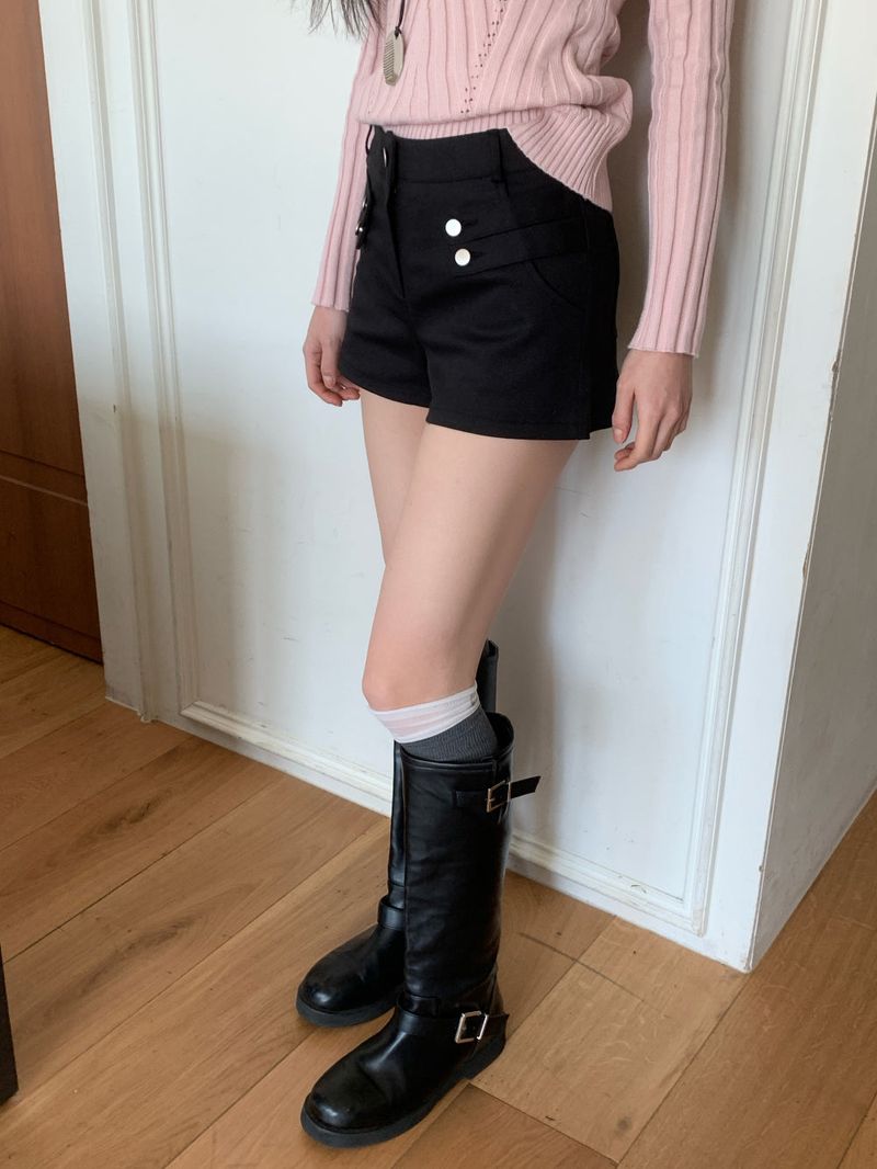 Modern Two Belt Button Bijou Short Pants