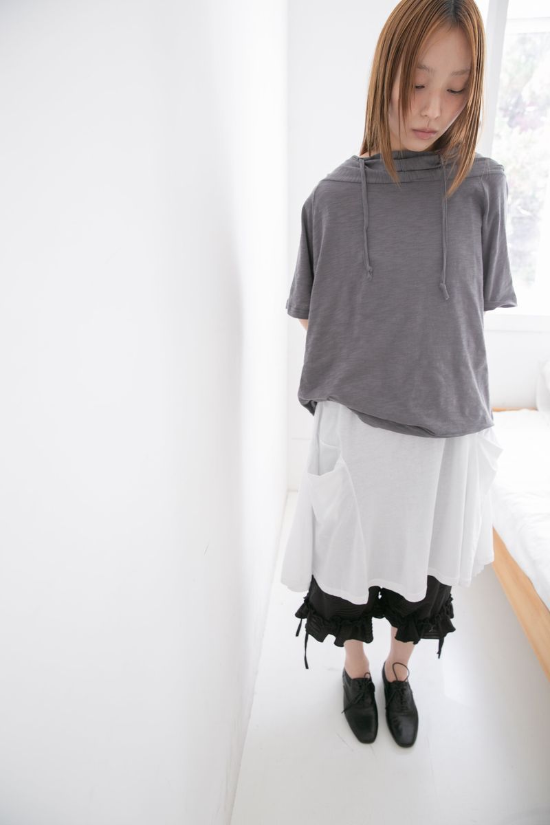 omoosoohy（オムスヒ）の「slub off-shoulder hood top(2colors)（Tops）」