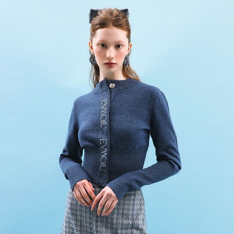 WOOL FITTED CROP CARDIGAN - DARK BLUE