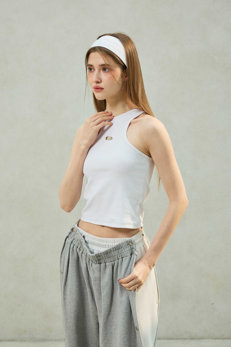 POPPY SLEEVELESS TOP / WHITE