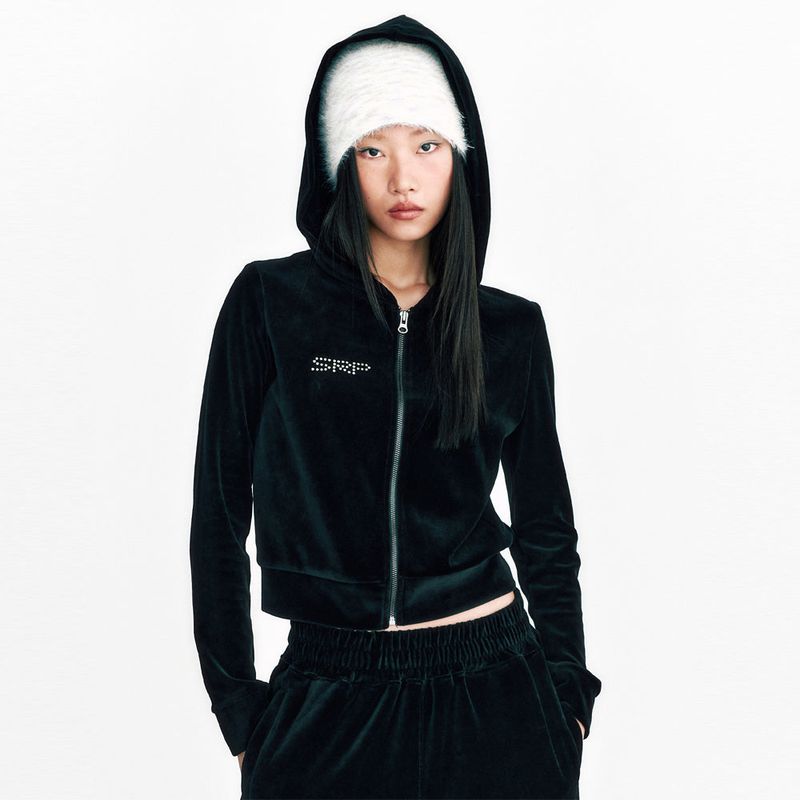 Sserpe（セルぺ）の「Stud Velvet Crop Hoodie Zip Up Puma Black（Tops）」