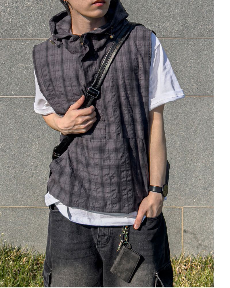 Crinkle Check Hooded Anorak Vest