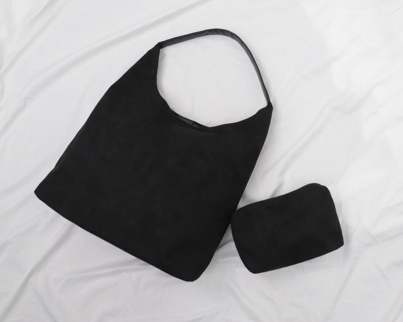 Lean Suede Shoulder Bag (pouch set)