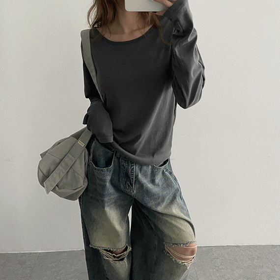 hijjoo（ハイチュー）の「Mode Basic Round Slim Long Sleeve Tee（Tops）」