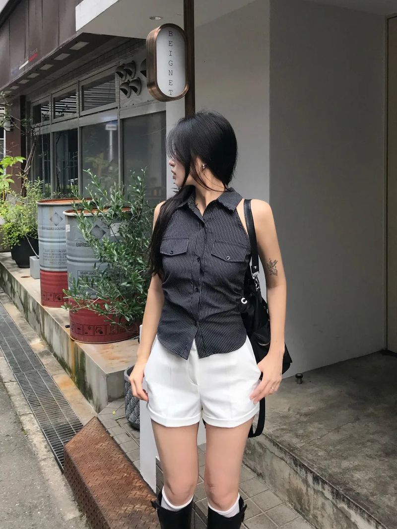 Niel Stripe Backless Halter Collar Shirt