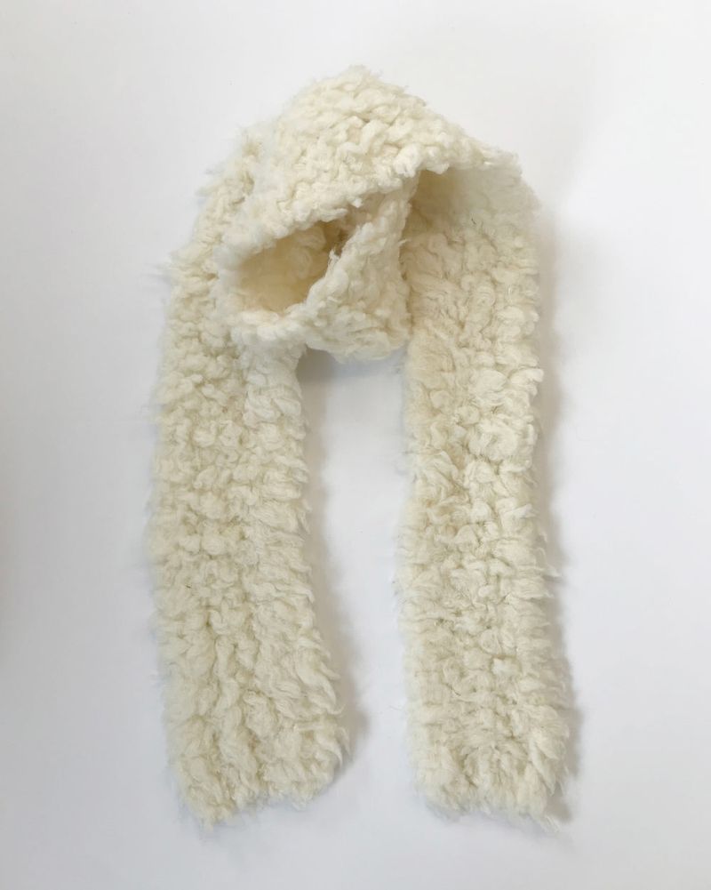 Movi Fluffy Fine Wool Muffler (4 Colors)