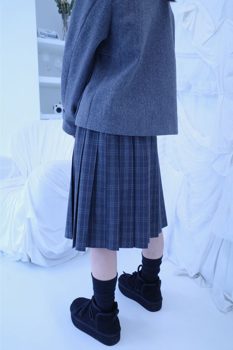 Bwin check midi pleats skirt