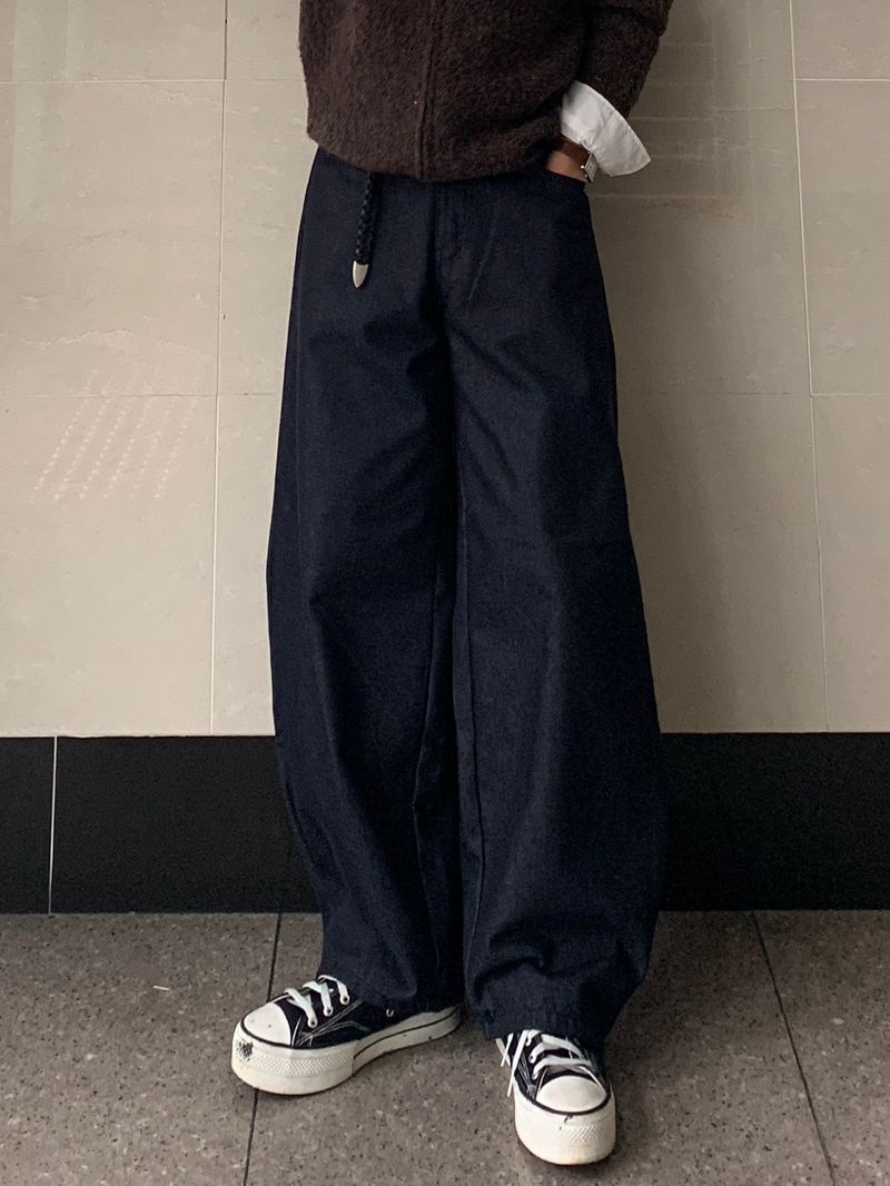 Savage Nonfaded Curved Denim