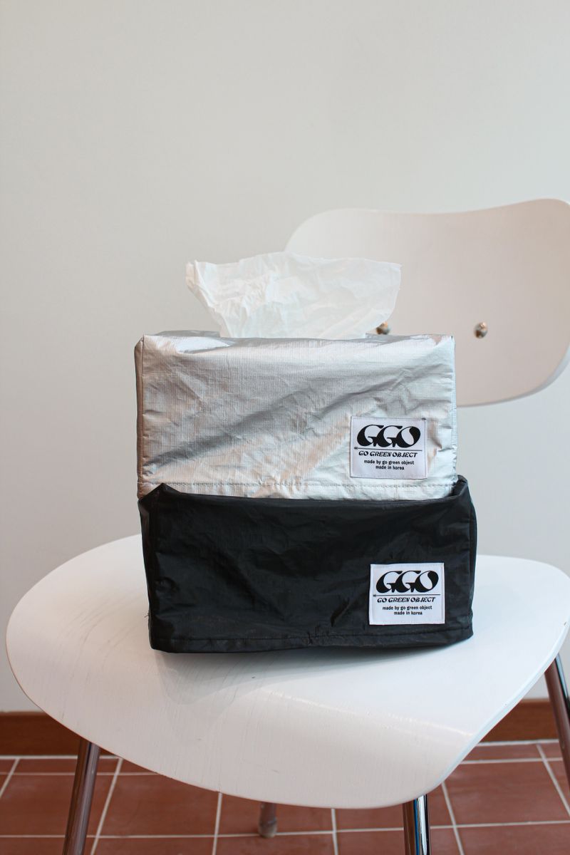 Tarpaulin tissue cover, tissue case