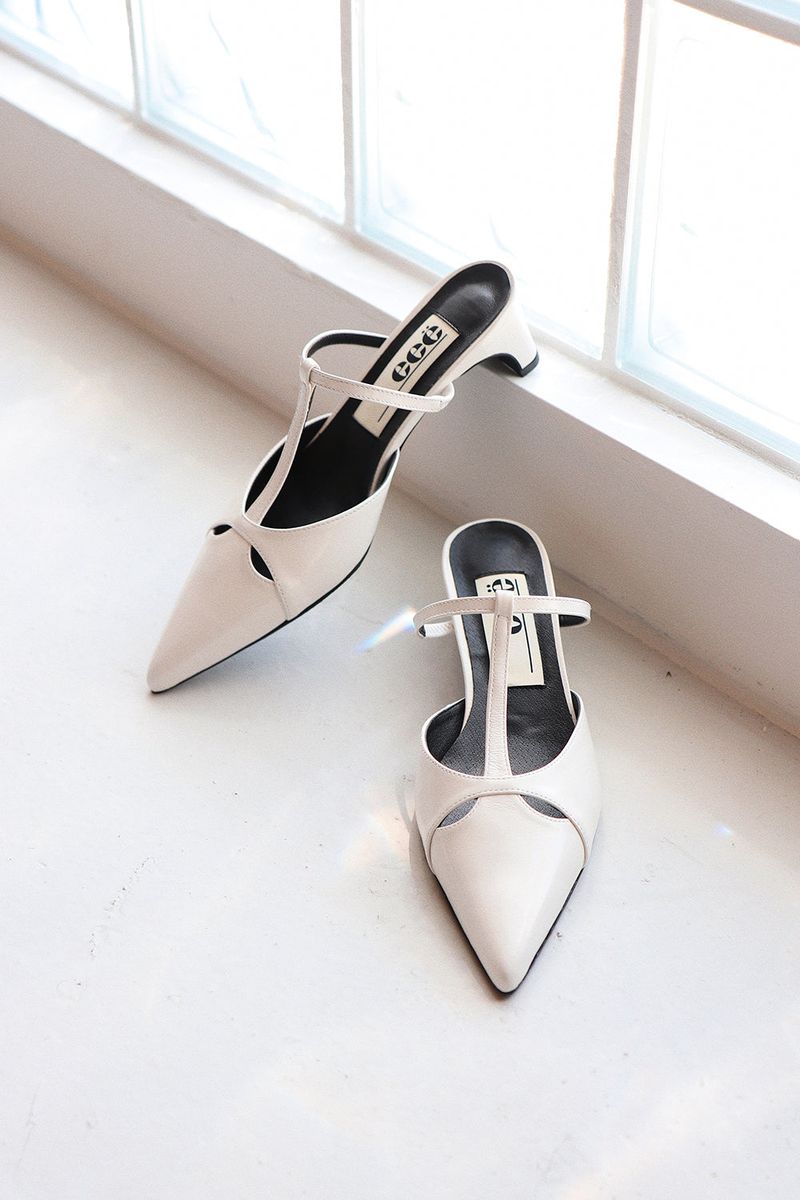 LIZ CUT-OUT STILETTO HEEL_3COLORS