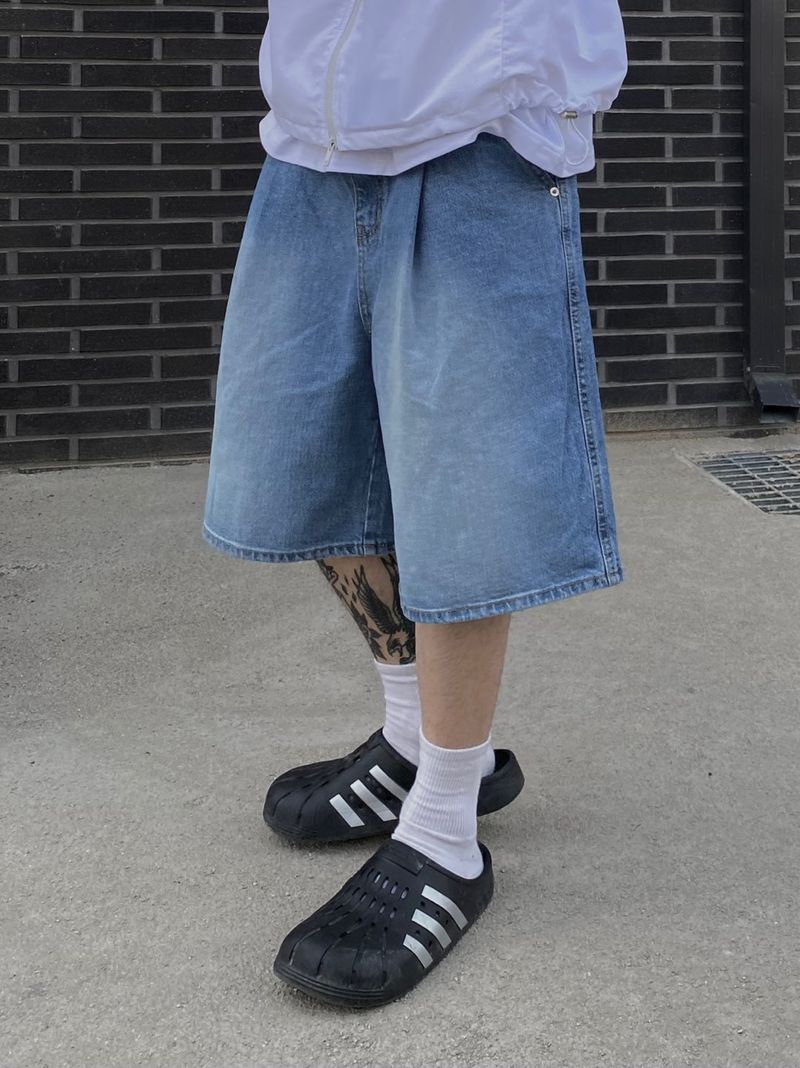 UNAIDUN(アネイダン)の「Zino Washed Denim Bermuda Pants 2C(Pants)」
