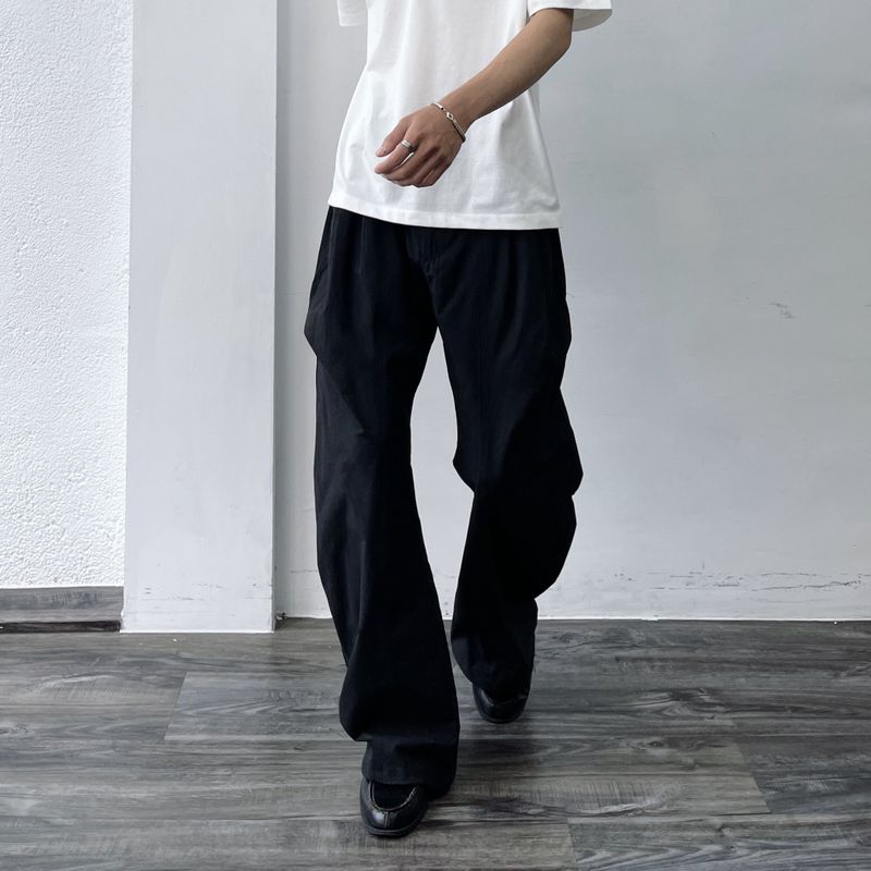 Curved Structure Wide Pants