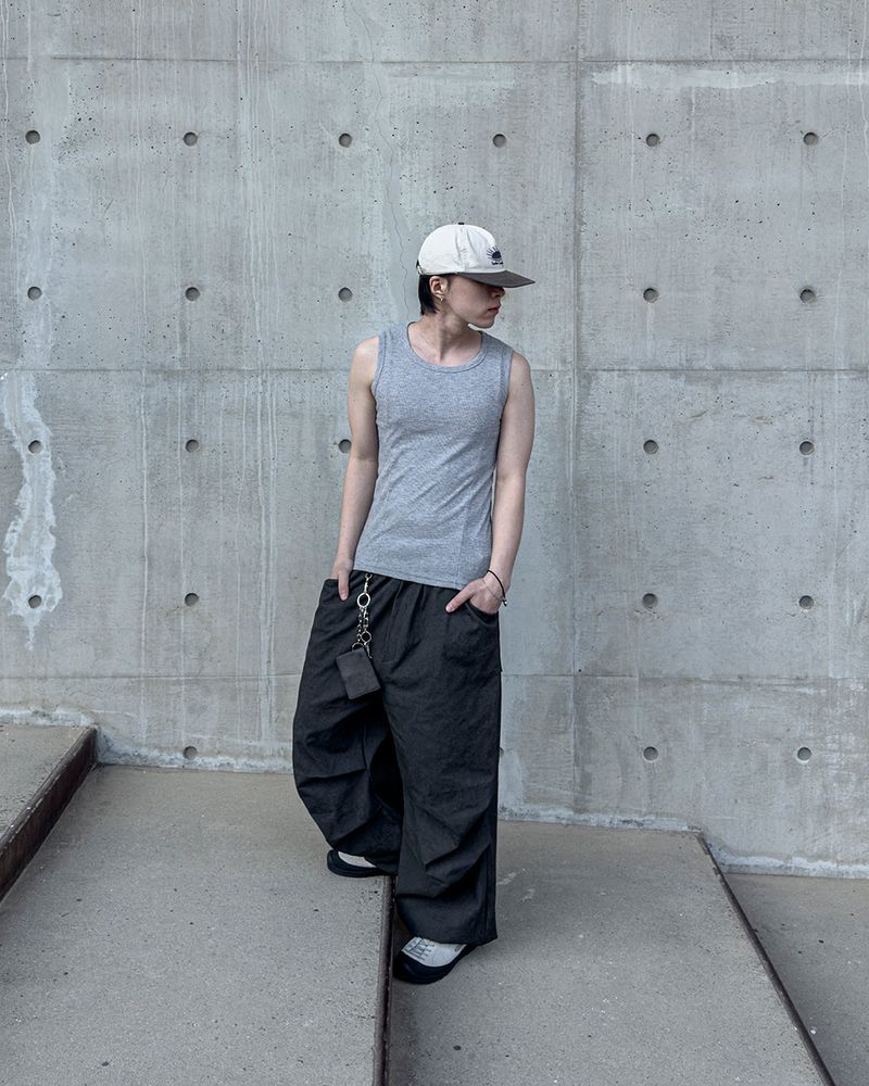 Cutting Line Ribbed Sleeveless Top