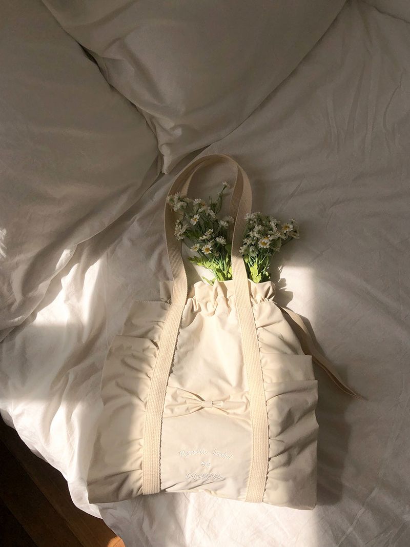 Ruffle drawstring bag_ivory