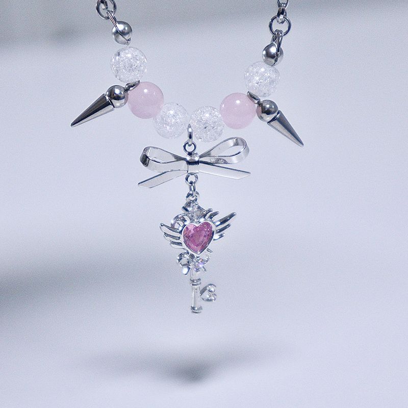 kitsch heart key cubic necklace