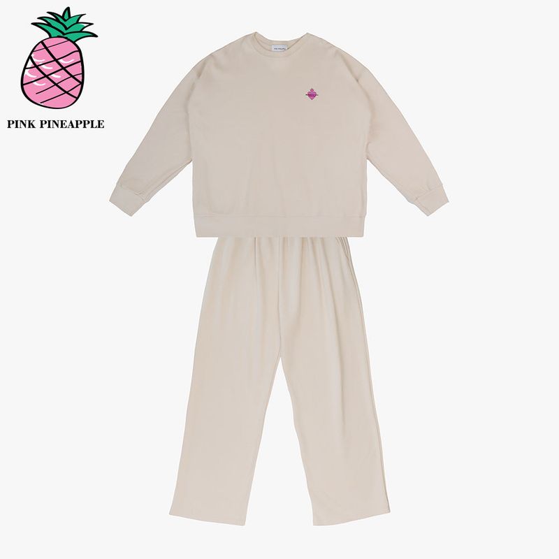 ONE MILE TRAINING SUIT