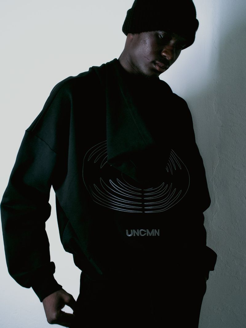 UNCMN EMBLEM BEANIE