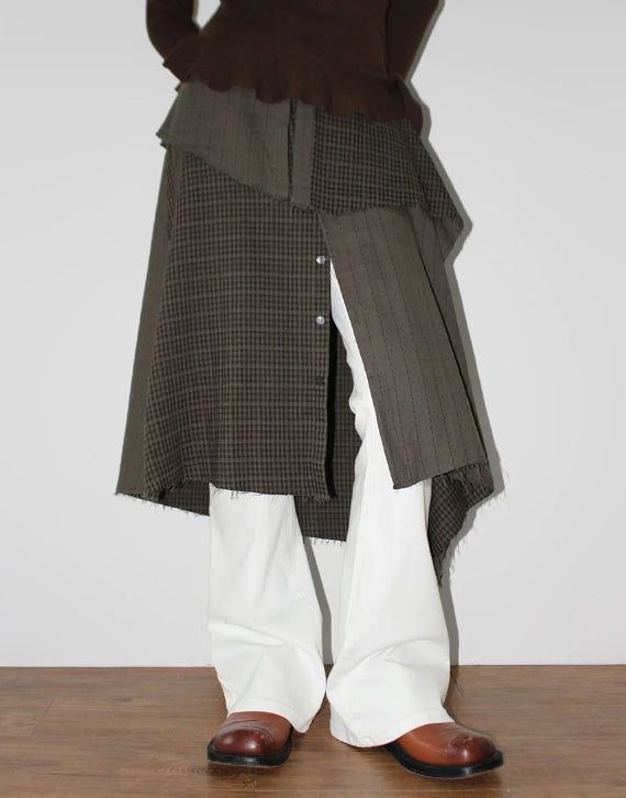 BUTTON PLAY PANEL SKIRT