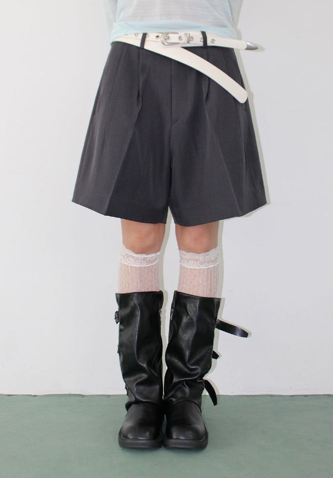 AAKE(アケ)の「CLASSIC TWO-TUCK HALF SLACKS(Pants)」