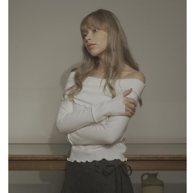 CLOUDY OFF SHOULDER-IVORY