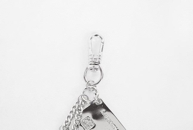 No.0624 A card chain keyring
