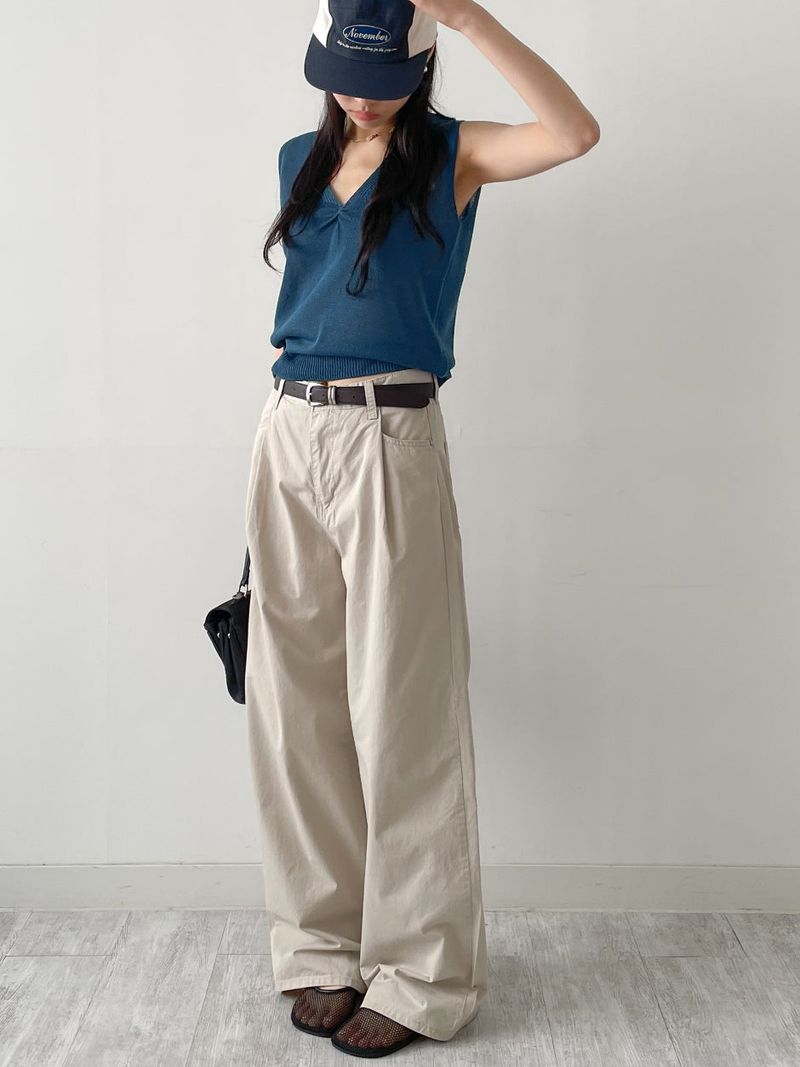 Volte V-Neck Knit Vest