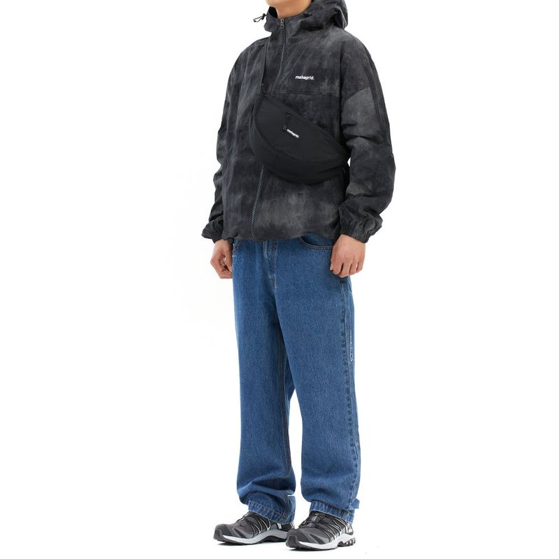 REFLECTIVE LOGO SLING BAG