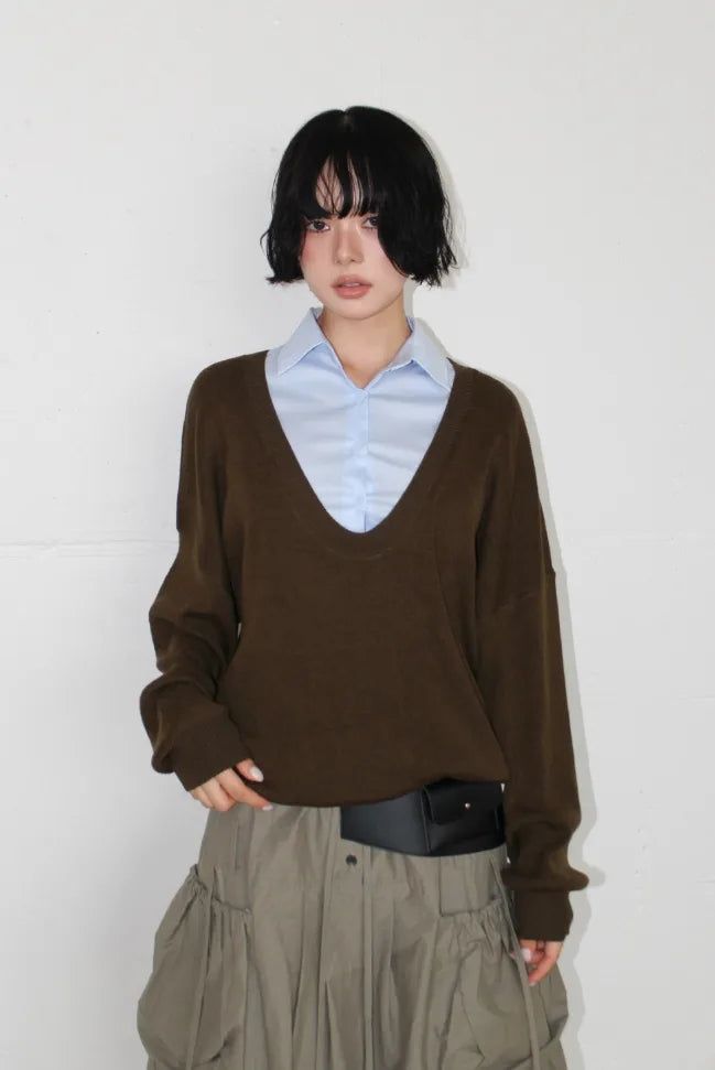 AAKE(アケ)の「DEEP V-NECK OVER KNIT(Tops)」