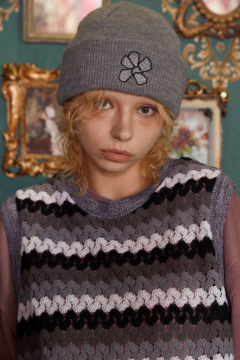 FLOWER BEANIE / GREY