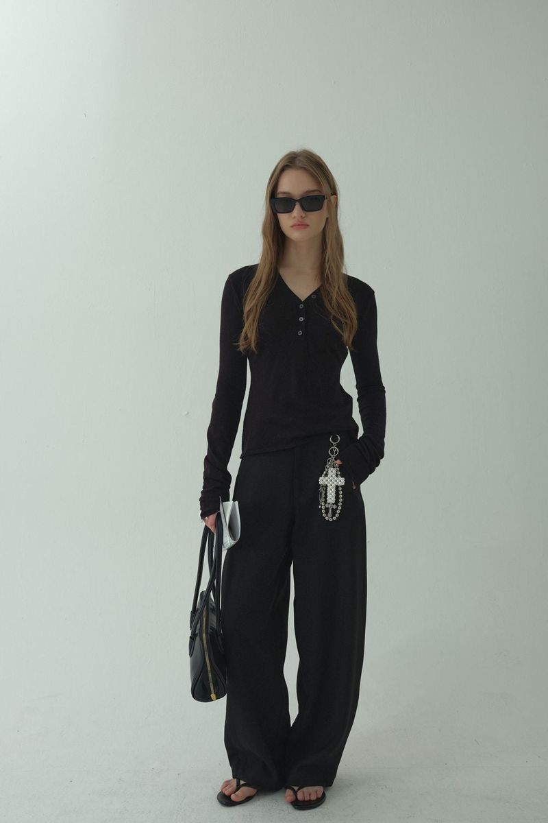 V-BUTTON KNIT LONG SLEEVE_BLACK