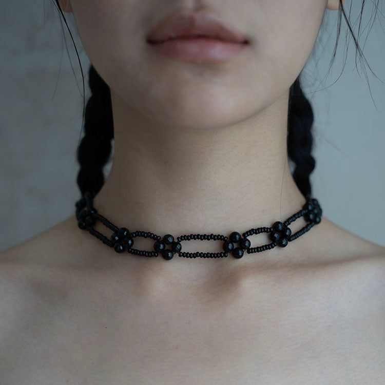 Onyx Weaving Chocker