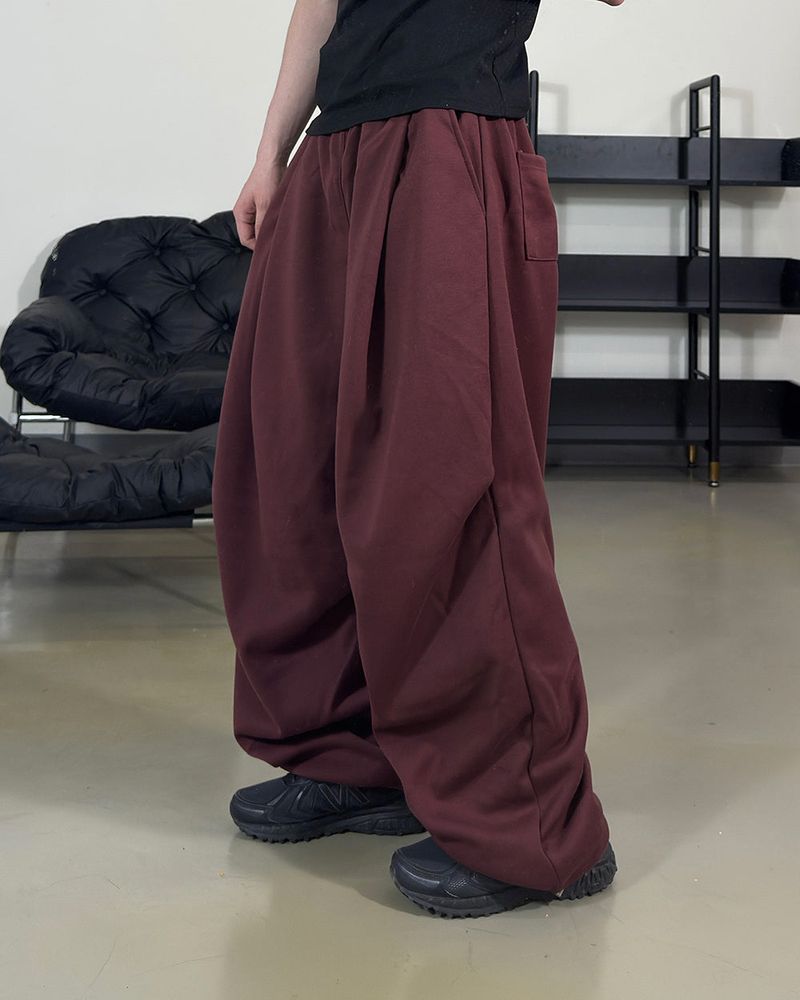 Roven Pintuck Curved Sweat Pants