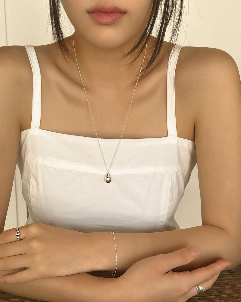 Sweet pear necklace (silver)