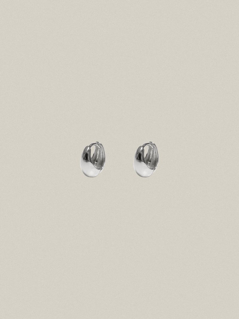 Tiny Drop Huggies - M Silver