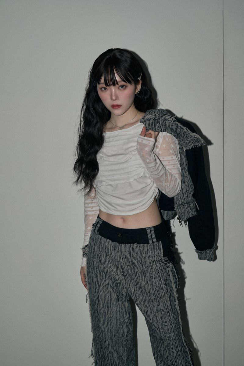 star layered top  - ivory