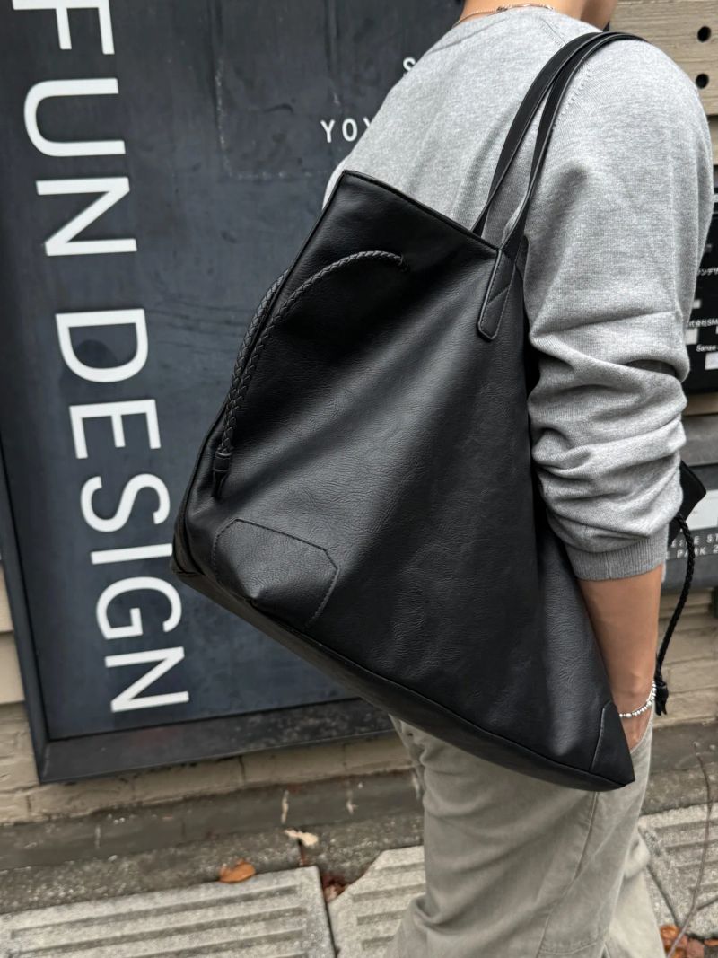 Vintage leather tote bag
