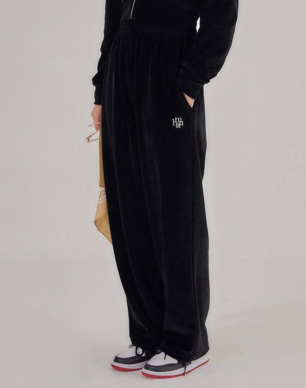 [SET] VELVET TRAINING HOOD ZIPUP PANTS SETUP