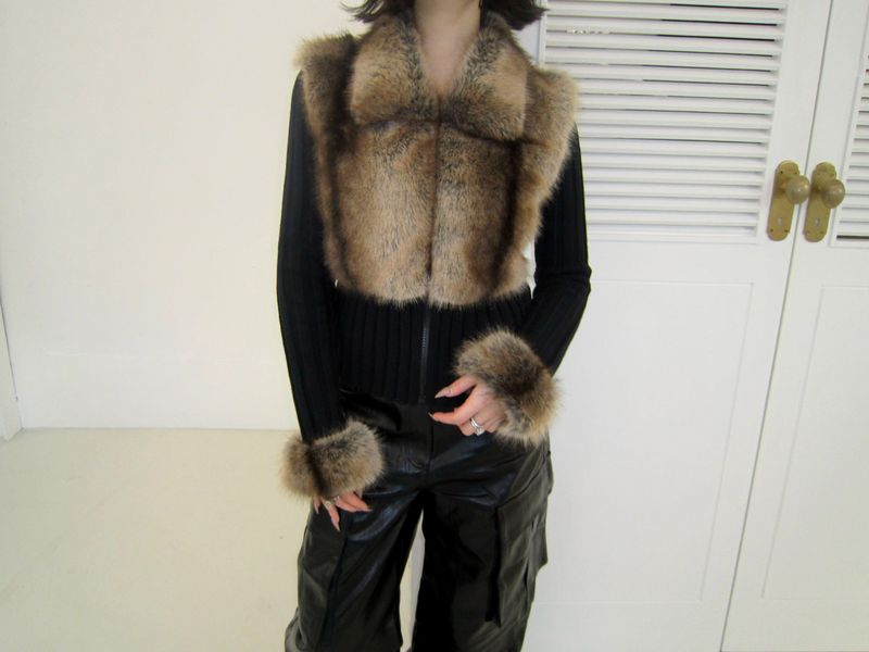 Vintage fur zip-up