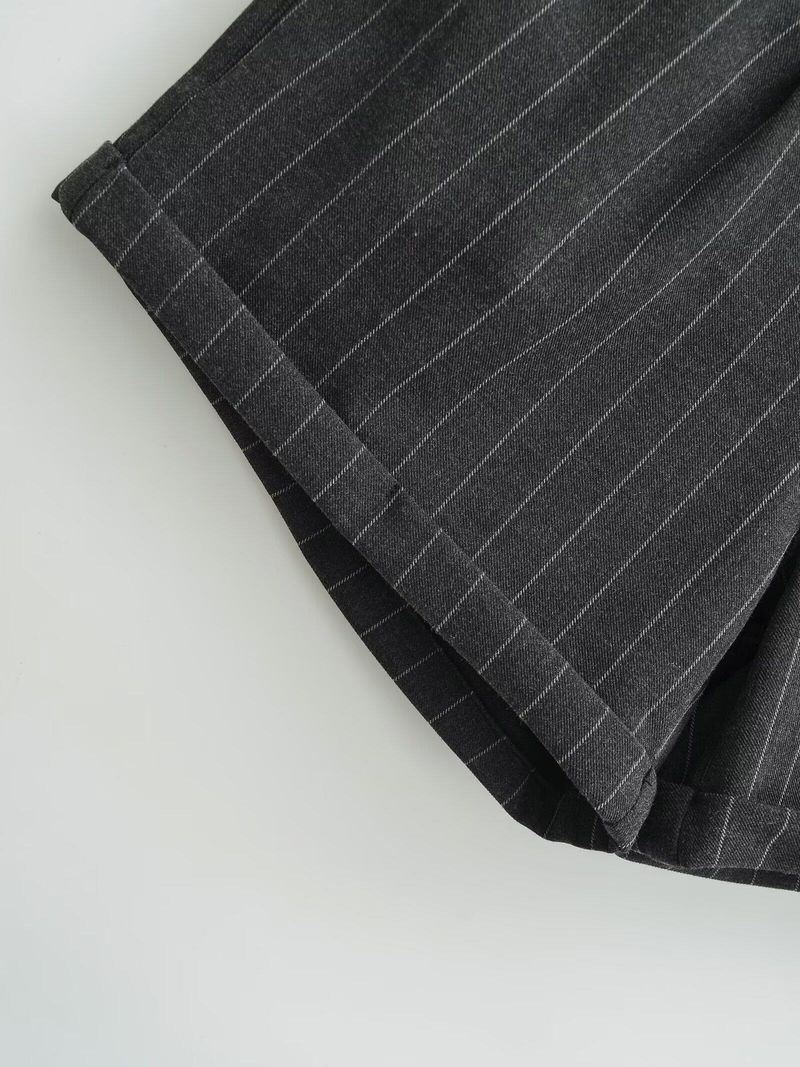 Lorena Pinstripe Short Pants