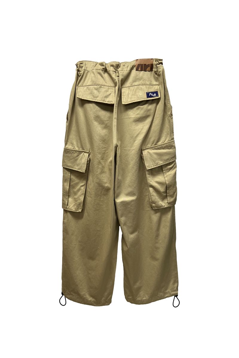 ARO WIDE CAGO PANTS / BIEGE