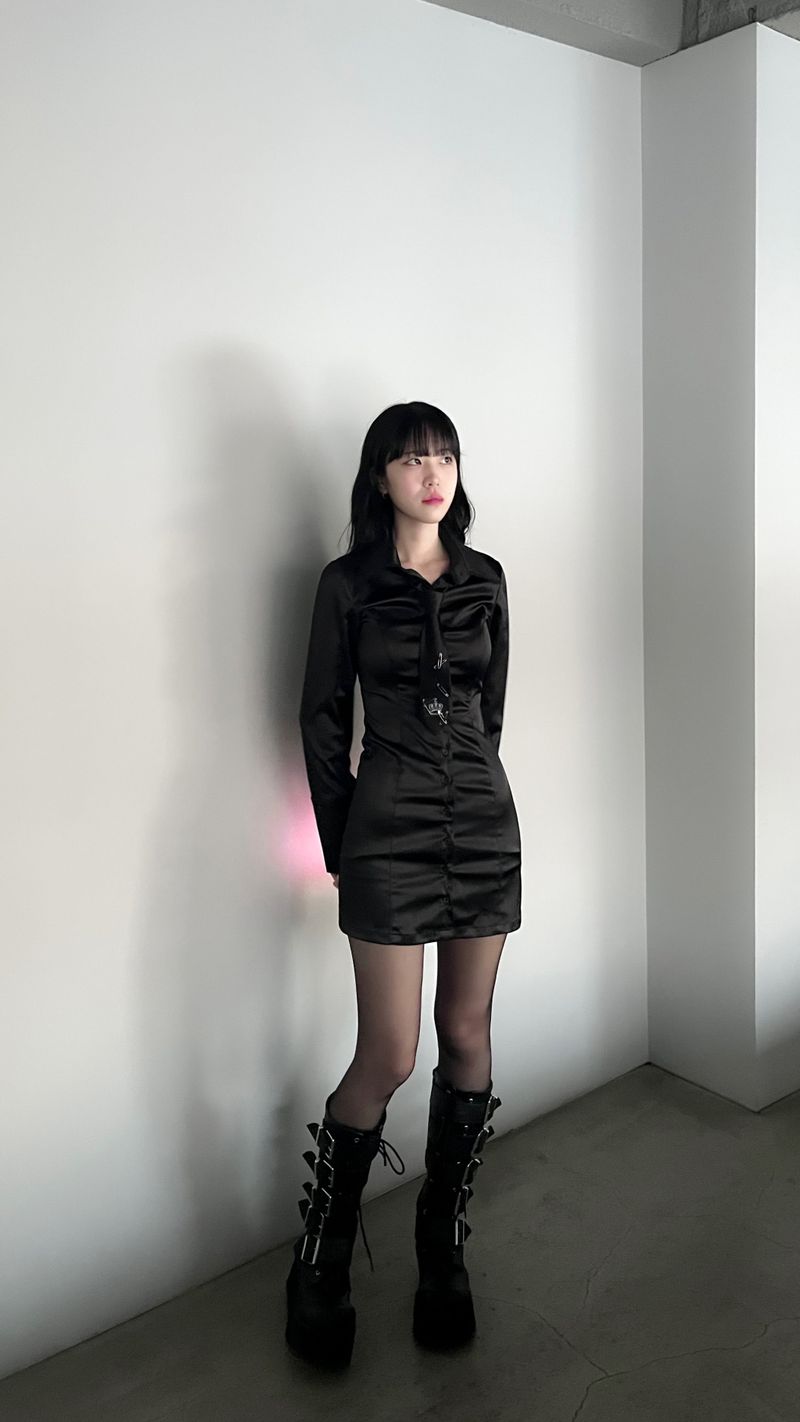 noasanno（ノアサンノ）の「Lace Cuffs Shirt Dress (black)（Dresses）」