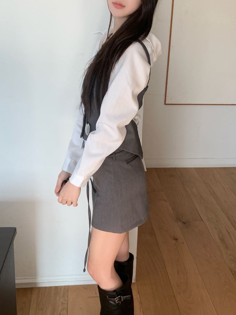 Slate Line Thin Belt Formal Mini Skirt