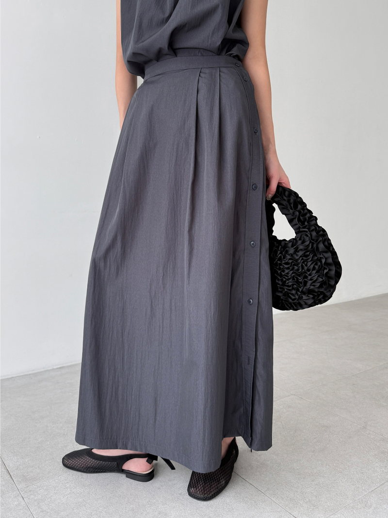Eunarkive（ウナカイブ）の「flown button skirts（Skirts）」