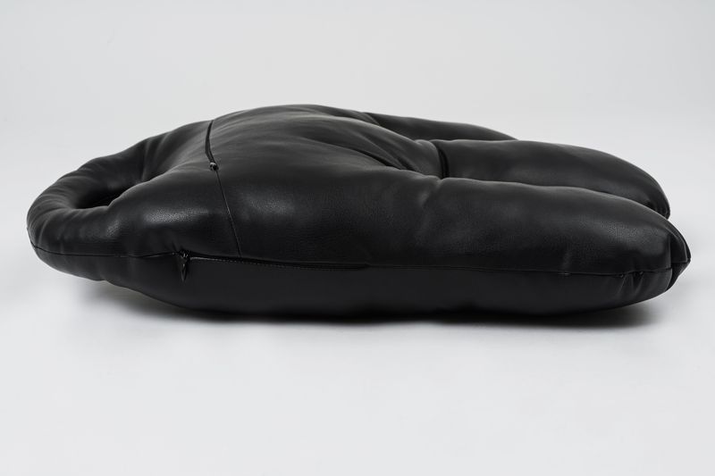 Hand Bag (L) - black