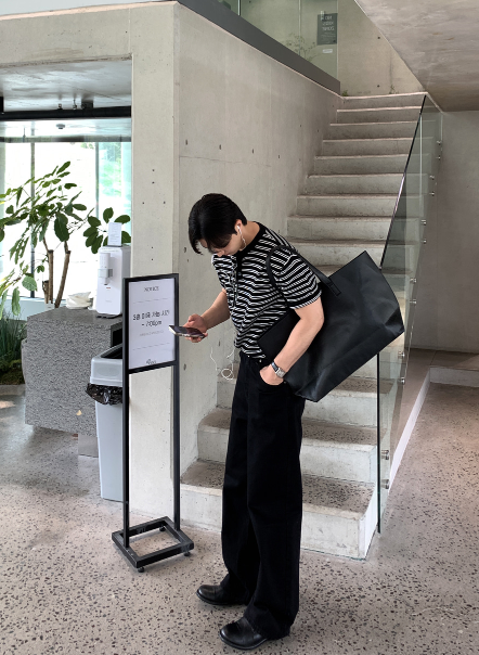 Look After Normal Leather Square Shoulder Tote Bag