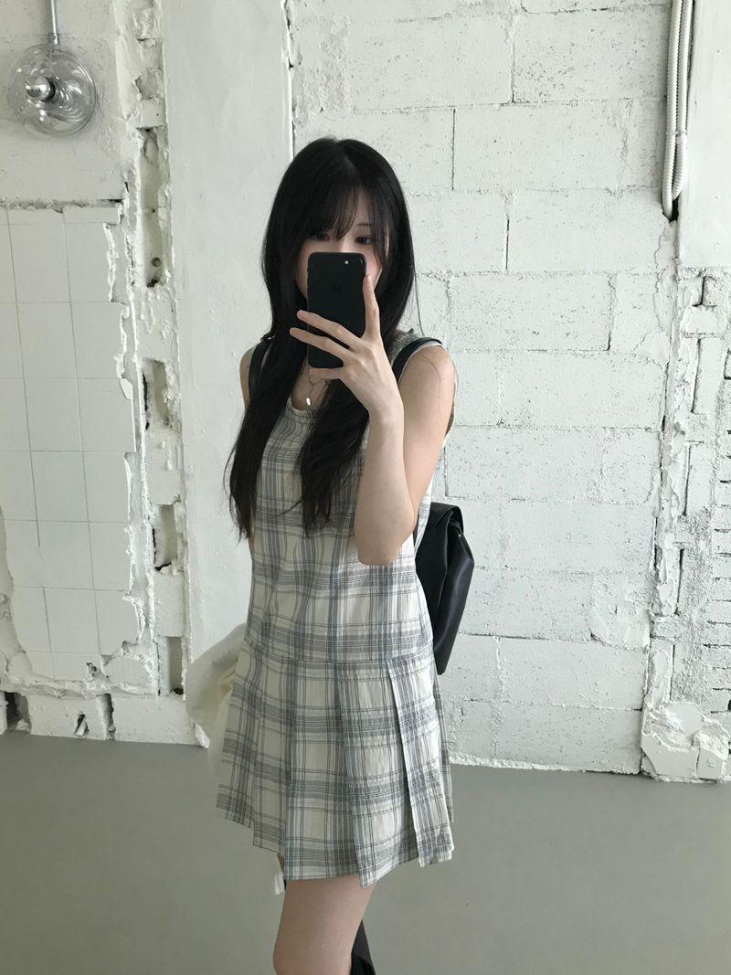Check Pleated Mini Dress (2 colors)