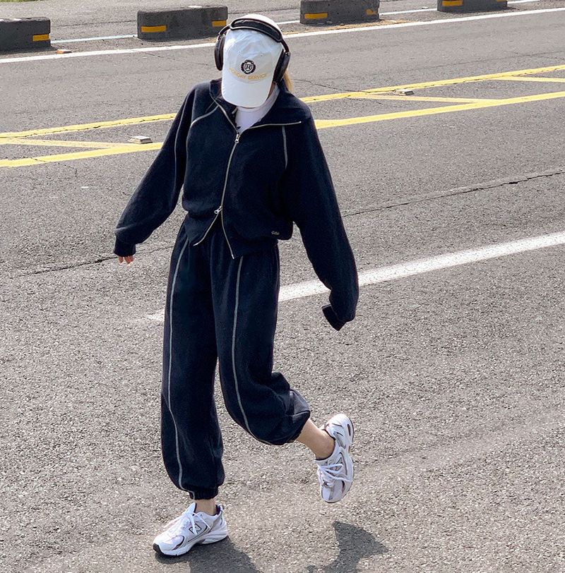 [Bellide made] Road Stitch Jogger Training Set