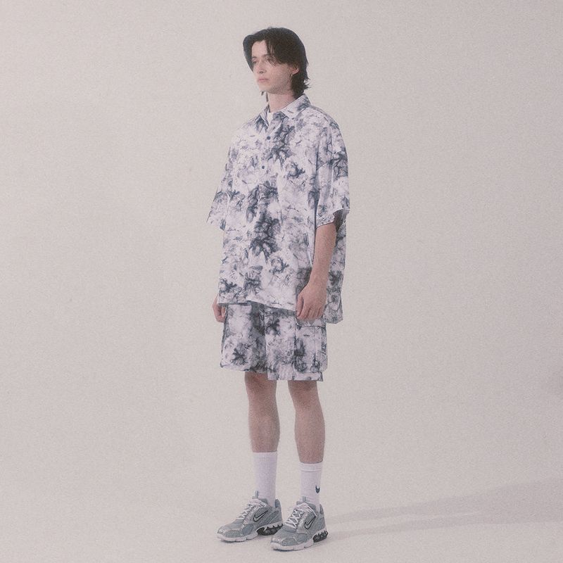 tie-dye cargo shorts_white