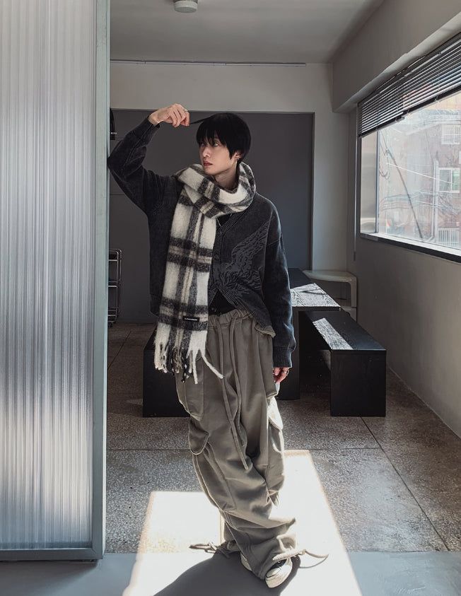 Top Washed Big Pocket Cargo Sweatpants